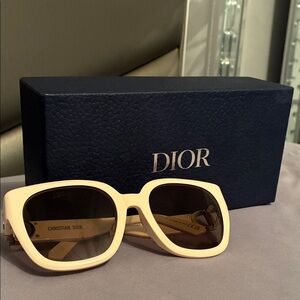 Dior Elegant Cream Sunglasses